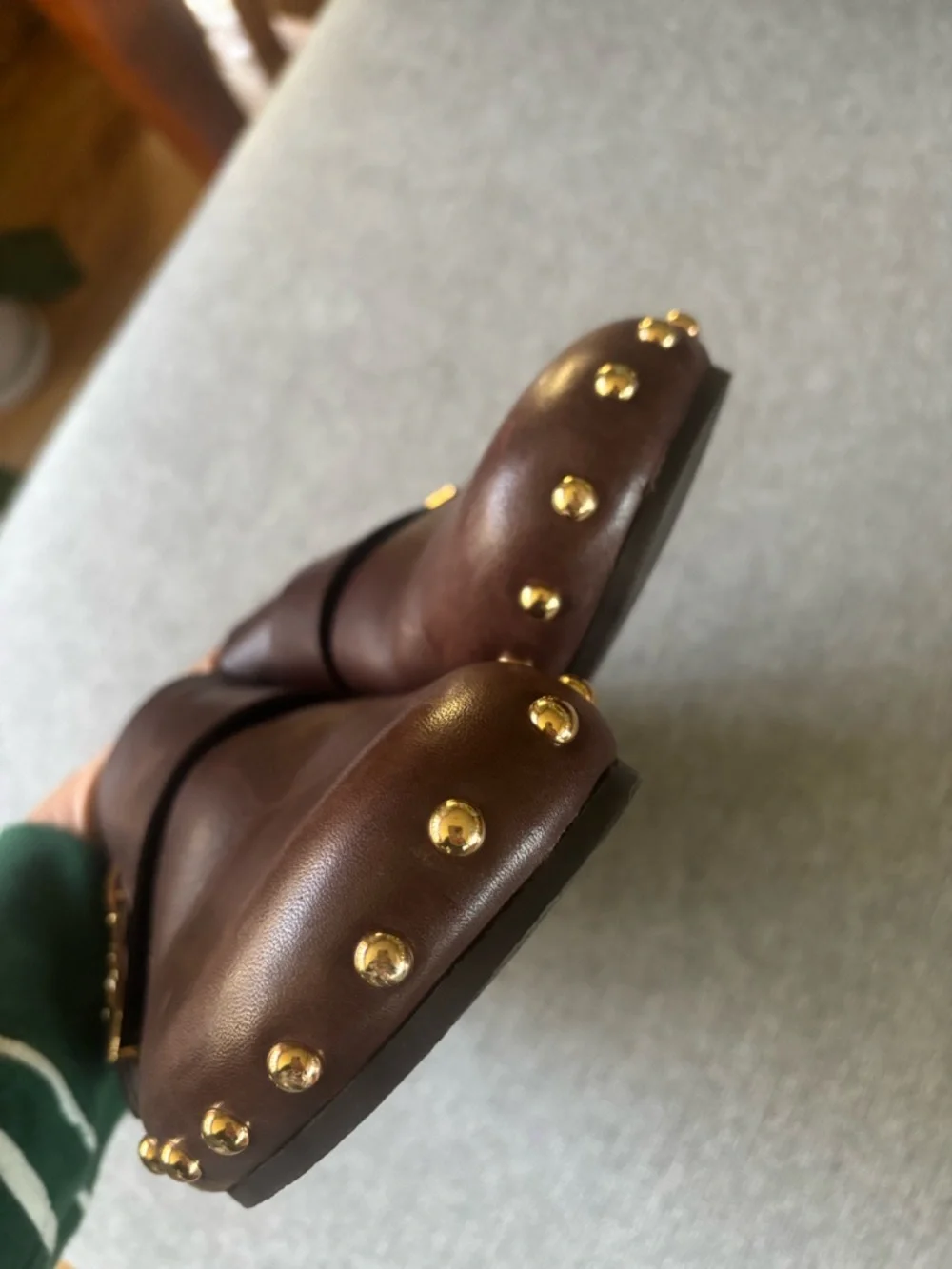 Tory Burch Dark Brown Leather Mule with Gold Logo - Picture 7 of 9